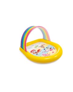 Regenboog zwembad met watersproeiers