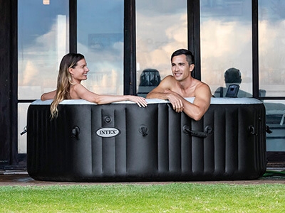 Intex opblaasbare jacuzzi